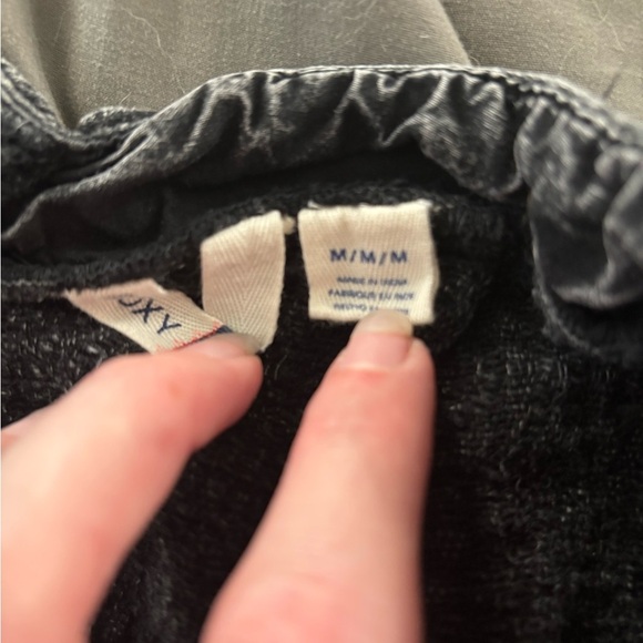 Roxy Black Textured Pencil Skirt - Picture 3 of 6